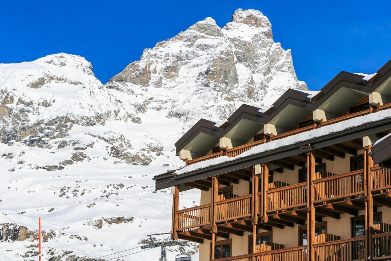 Hotel Meublé Furggen Breuil-Cervinia Esterno foto